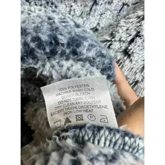 Simply Southern Fleece‎ Pullover - Picture 6 of 8